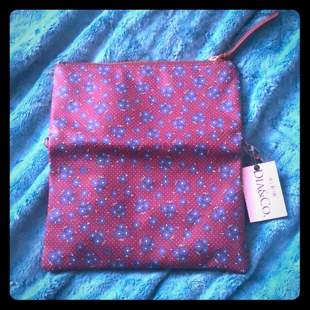 New, Unworn Clutch Brown/Sky Blue 🌸 Flowers